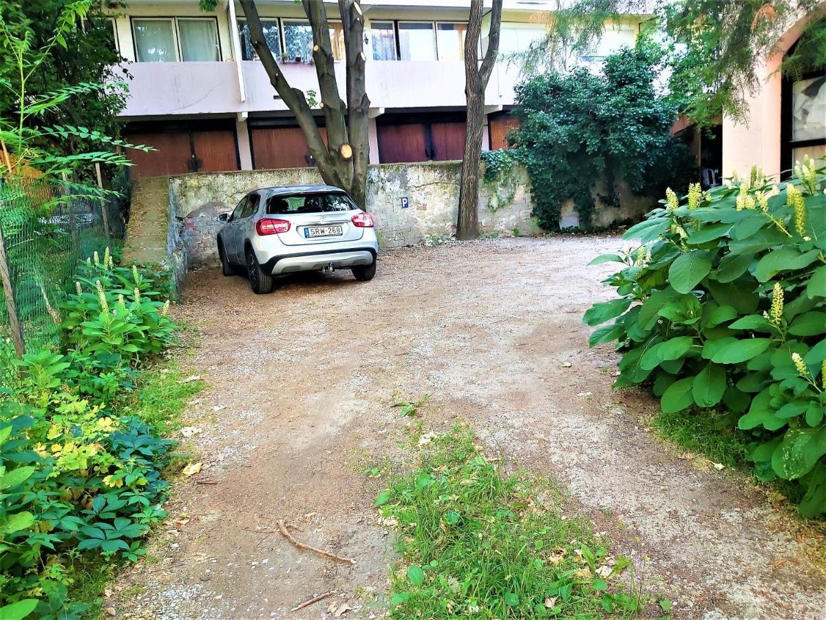 Lena Apartman - Eger Exteriér fotografie