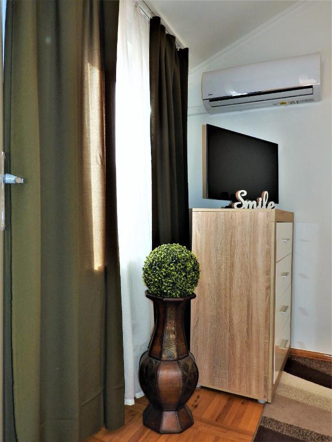Lena Apartman - Eger Exteriér fotografie