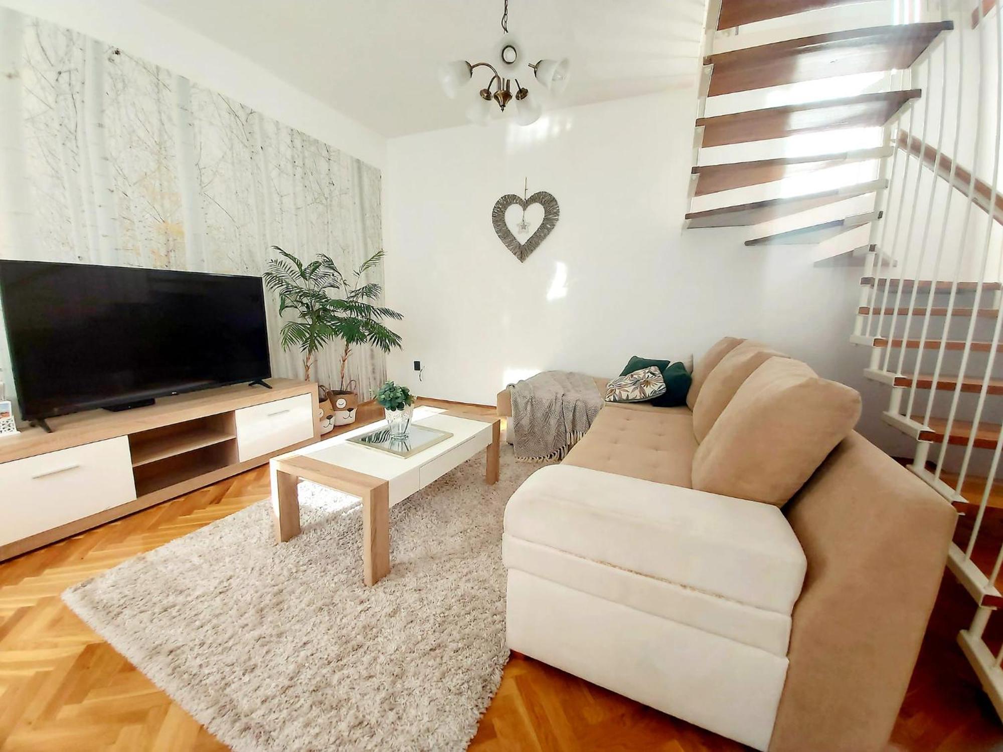 Lena Apartman - Eger Exteriér fotografie