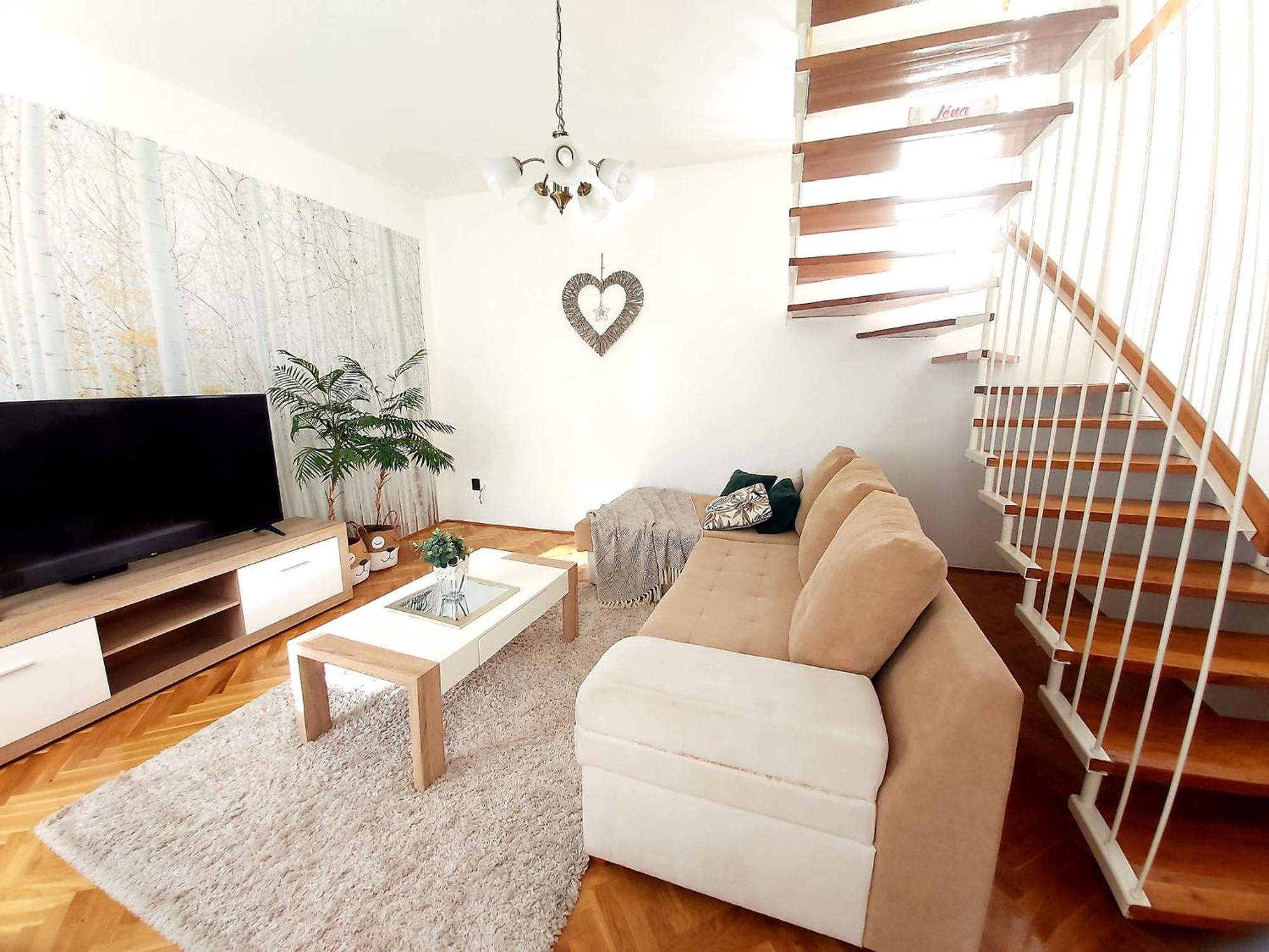 Lena Apartman - Eger Exteriér fotografie